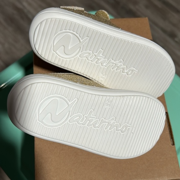 Kids Naturino champagne glitter ballet flat w/strap - Picture 4 of 11